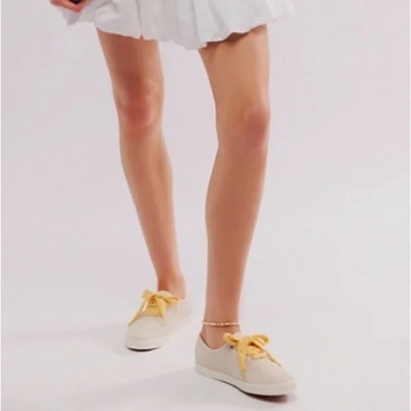 Vans x Free People Authentic Sneakers Cream Canvas Orange Laces Women 8 Men 6.5 - Picture 3 of 8